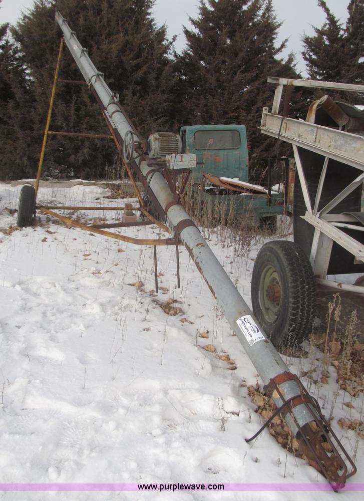 image for item F7244 Hutchinson 6" portable auger