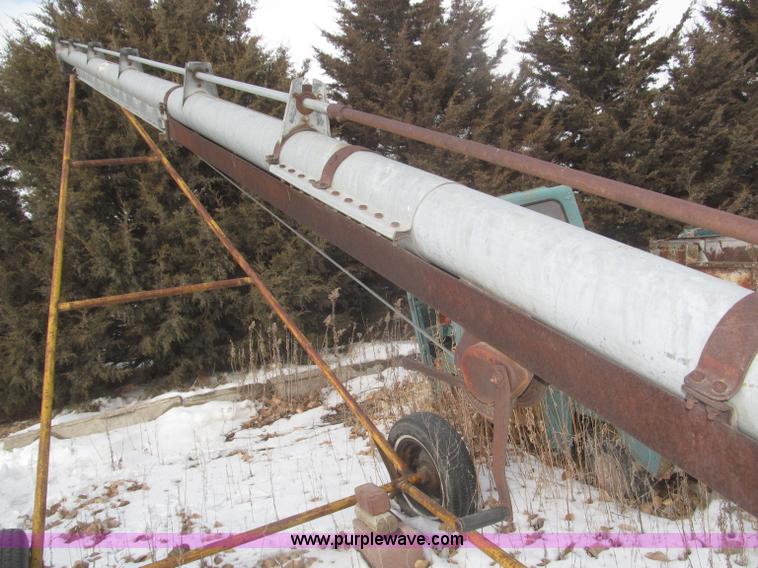image for item F7244 Hutchinson 6" portable auger