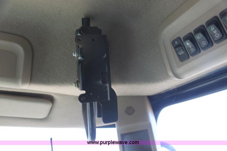 image for item G4065 2010 John Deere 9770 STS 2WD combine