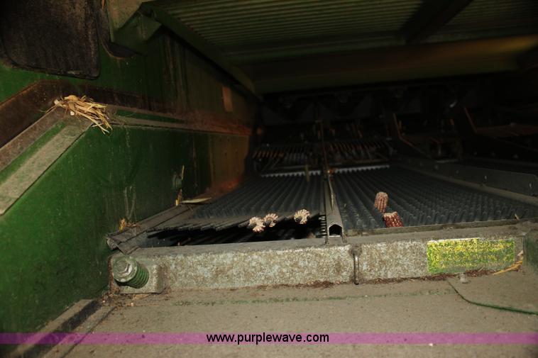 image for item G4065 2010 John Deere 9770 STS 2WD combine