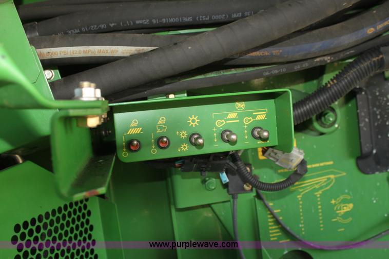 image for item G4065 2010 John Deere 9770 STS 2WD combine