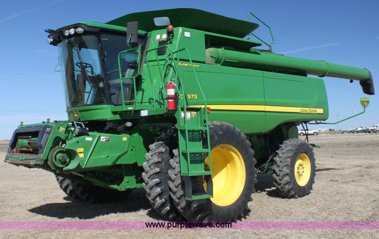 image for item G4066 2010 John Deere 9770 STS RWA combine