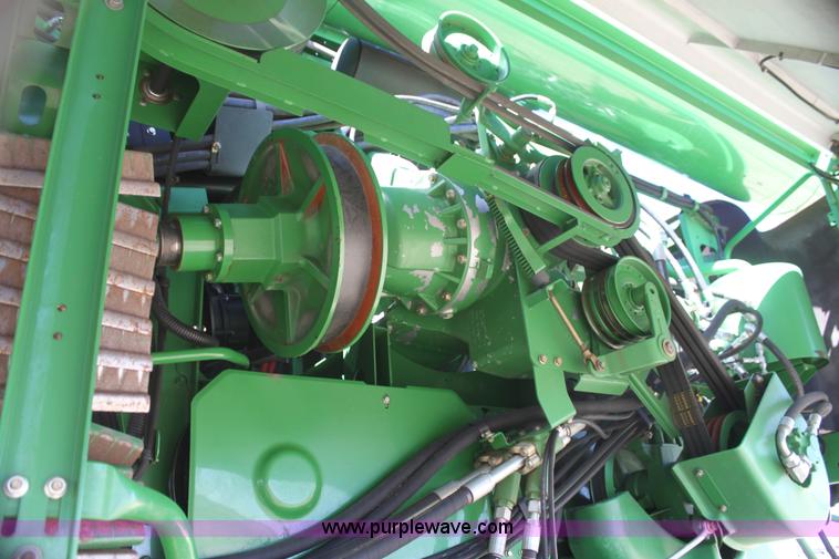 image for item G4066 2010 John Deere 9770 STS RWA combine