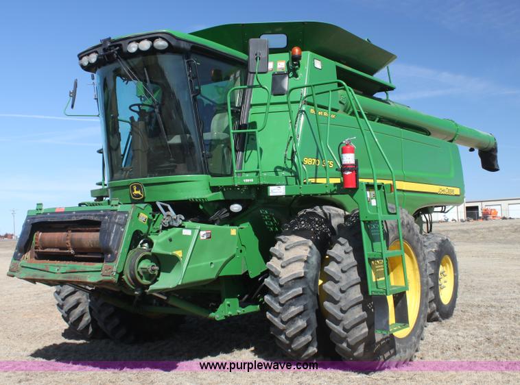 image for item G4068 2010 John Deere 9870 STS RWA combine