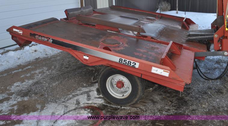 image for item G6414 2004 Hesston 4910 square baler