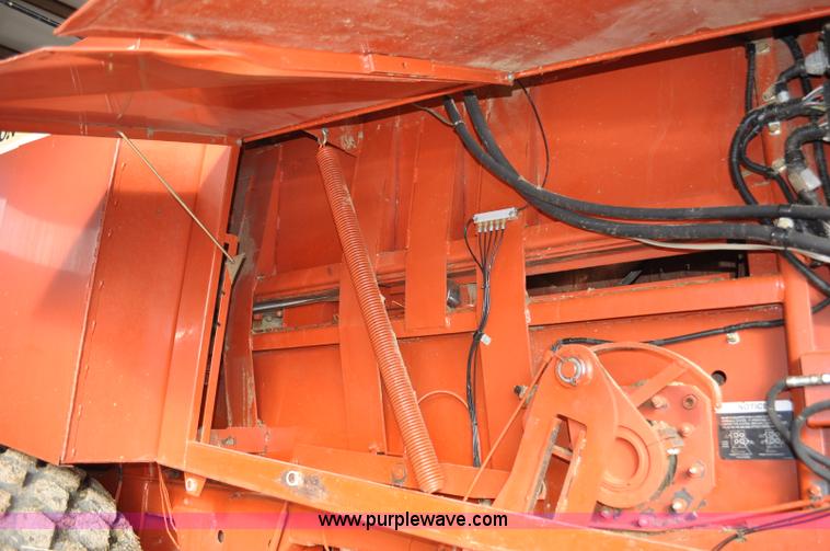 image for item G6414 2004 Hesston 4910 square baler