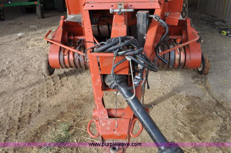 image for item G6414 2004 Hesston 4910 square baler