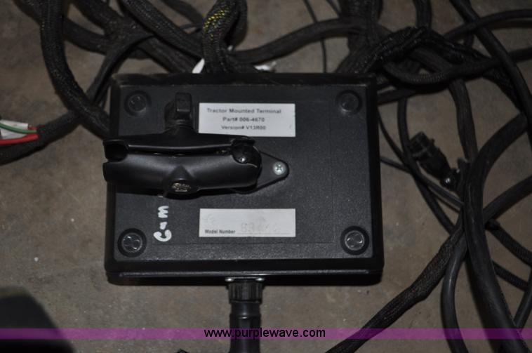 image for item G6414 2004 Hesston 4910 square baler