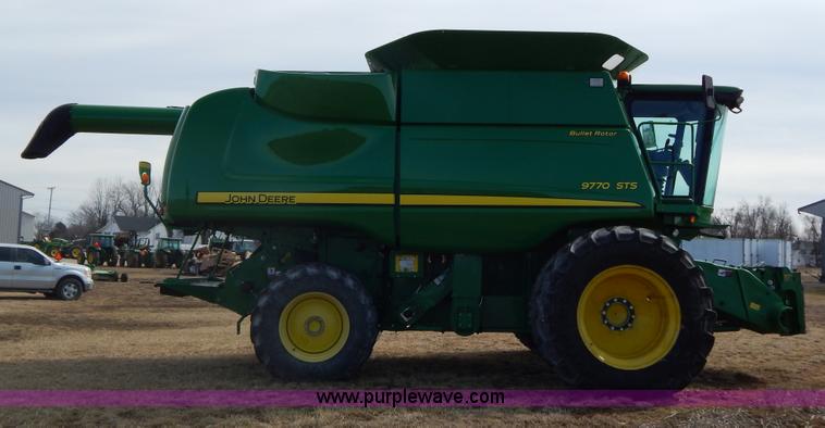 image for item G9362 2010 John Deere 9770 STS 2WD combine