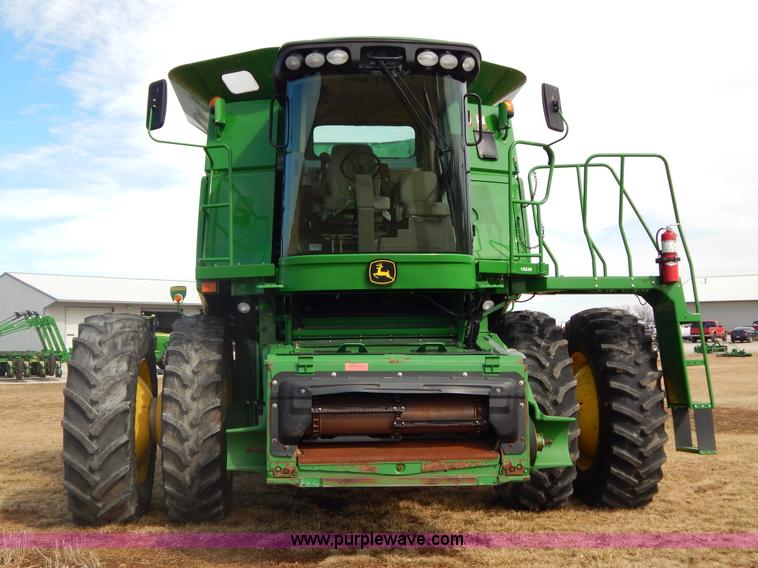 image for item G9362 2010 John Deere 9770 STS 2WD combine