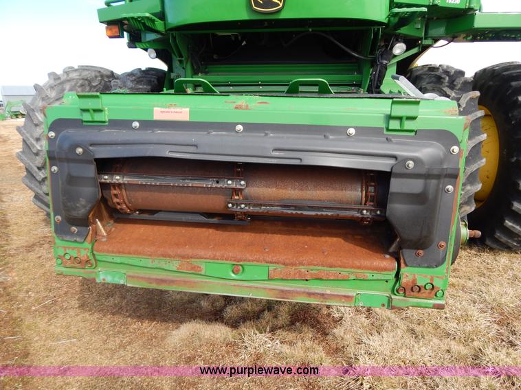 image for item G9362 2010 John Deere 9770 STS 2WD combine