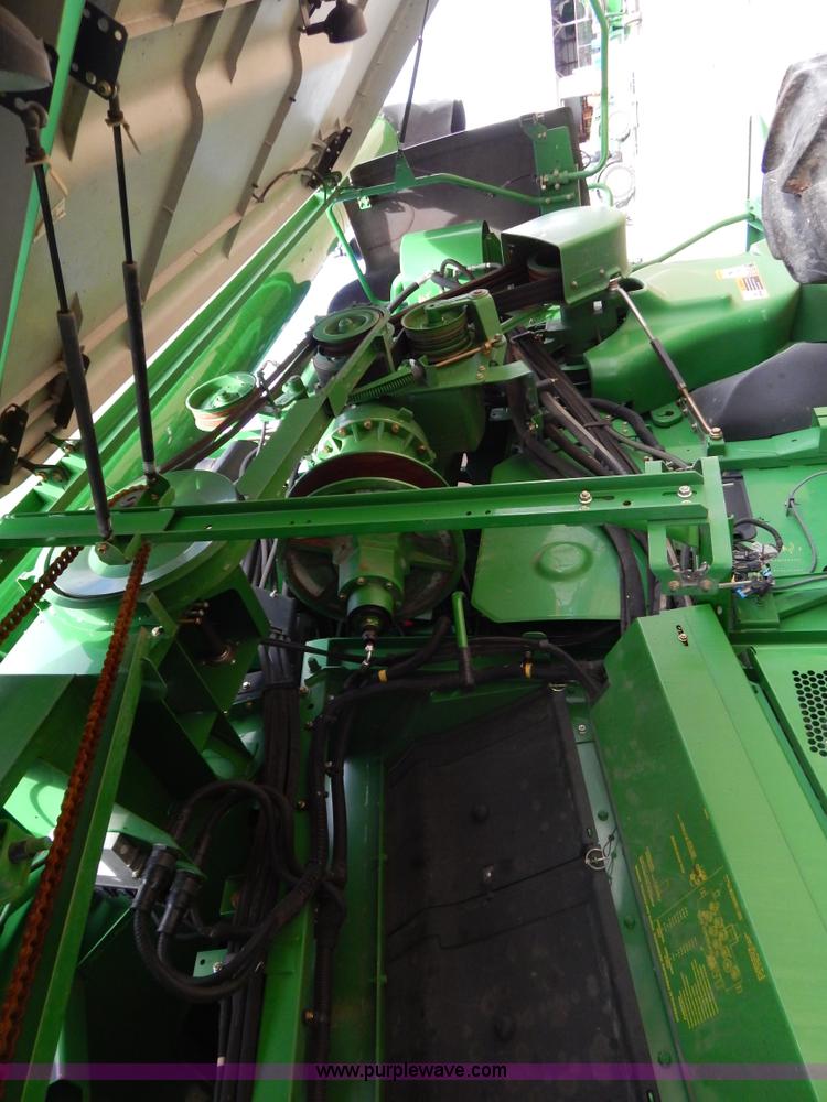 image for item G9362 2010 John Deere 9770 STS 2WD combine