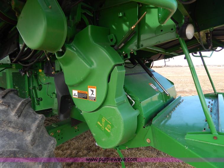 image for item G9362 2010 John Deere 9770 STS 2WD combine