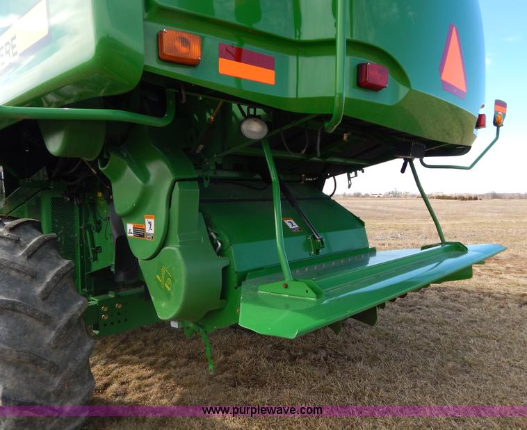 image for item G9362 2010 John Deere 9770 STS 2WD combine