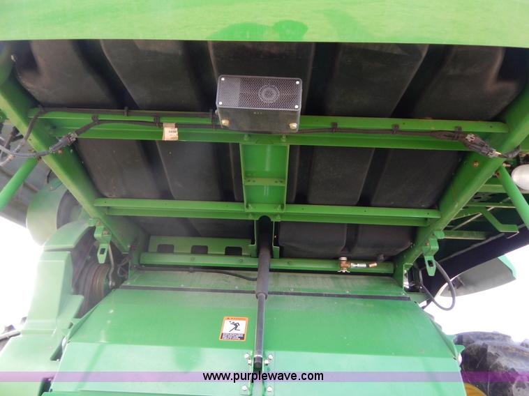 image for item G9362 2010 John Deere 9770 STS 2WD combine