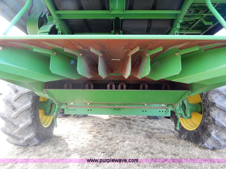 image for item G9362 2010 John Deere 9770 STS 2WD combine