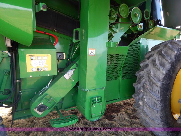 image for item G9362 2010 John Deere 9770 STS 2WD combine