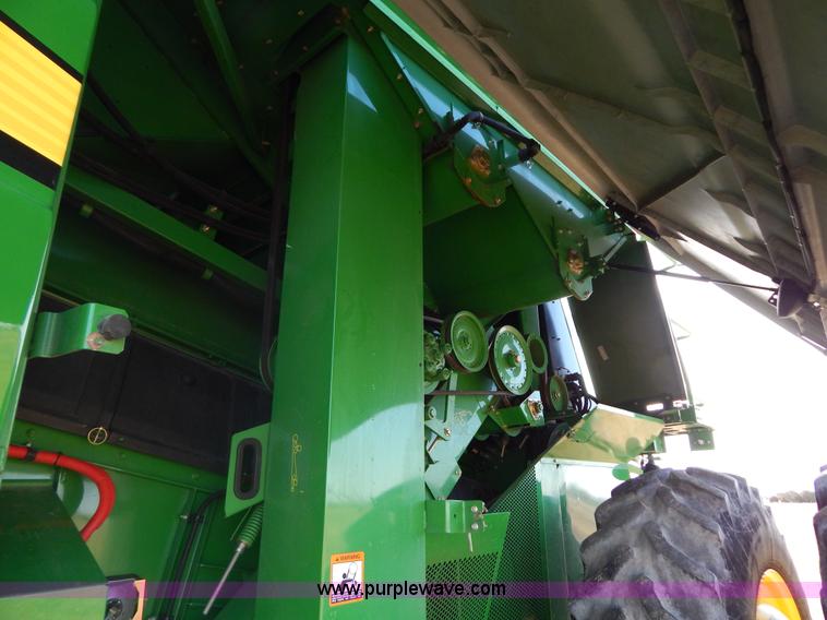 image for item G9362 2010 John Deere 9770 STS 2WD combine