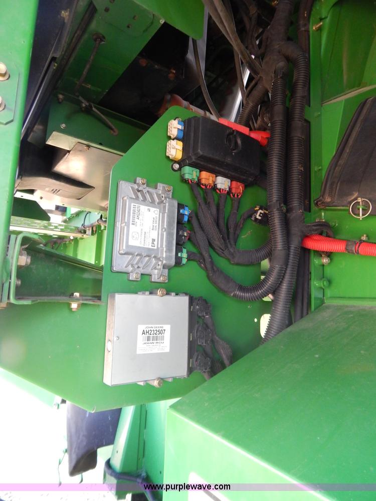 image for item G9362 2010 John Deere 9770 STS 2WD combine