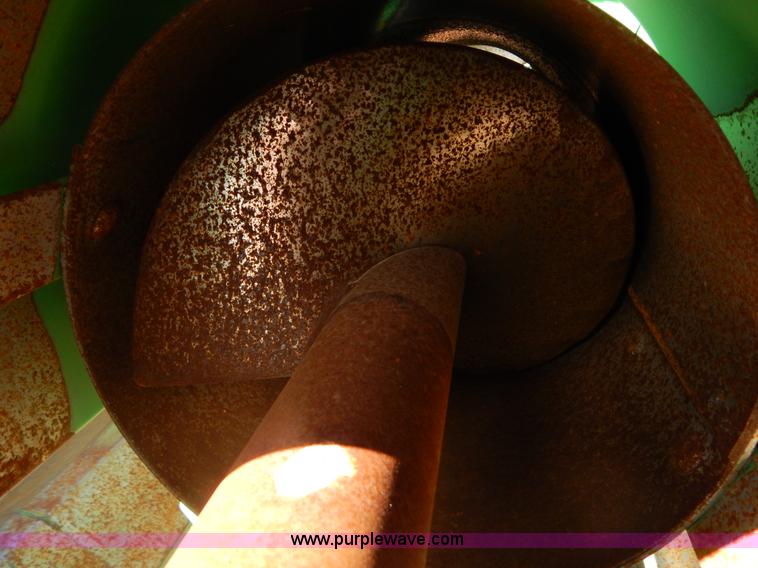 image for item G9362 2010 John Deere 9770 STS 2WD combine