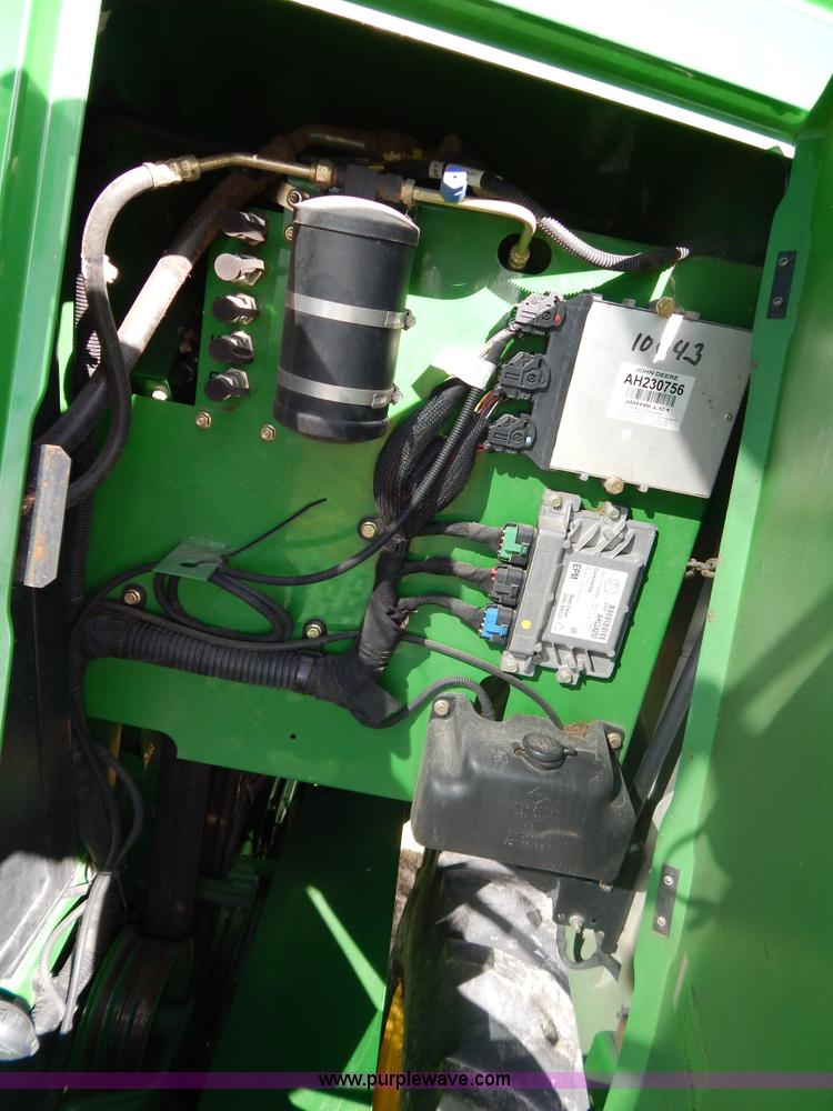 image for item G9362 2010 John Deere 9770 STS 2WD combine