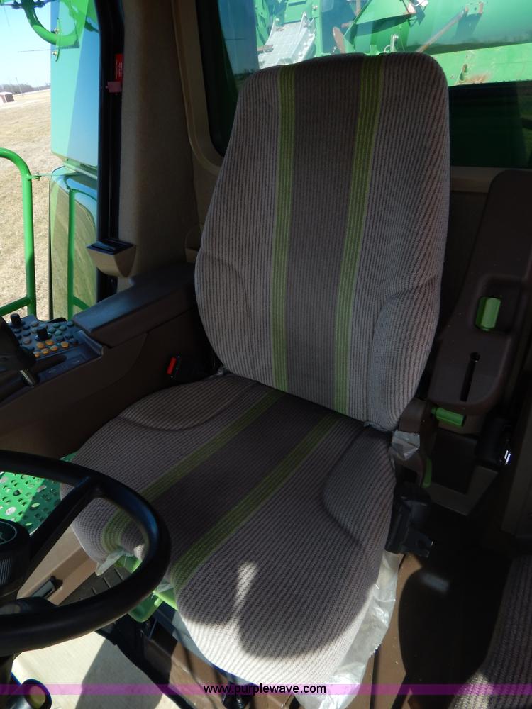 image for item G9362 2010 John Deere 9770 STS 2WD combine