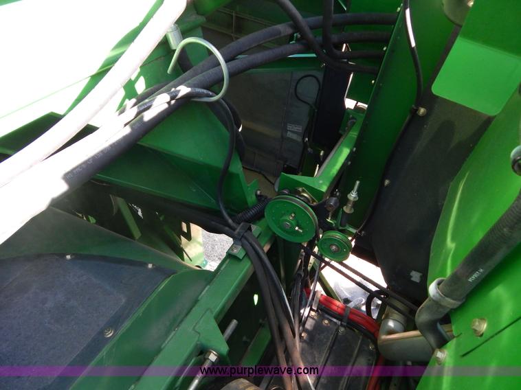 image for item G9362 2010 John Deere 9770 STS 2WD combine