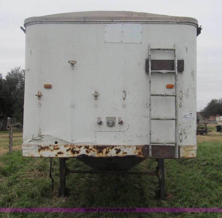 image for item G9573 1975 Timpte grain trailer