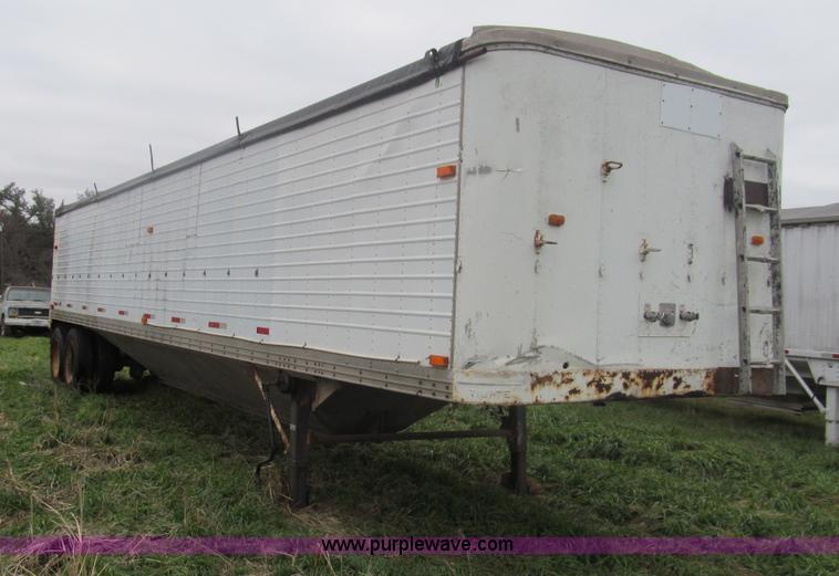 image for item G9573 1975 Timpte grain trailer