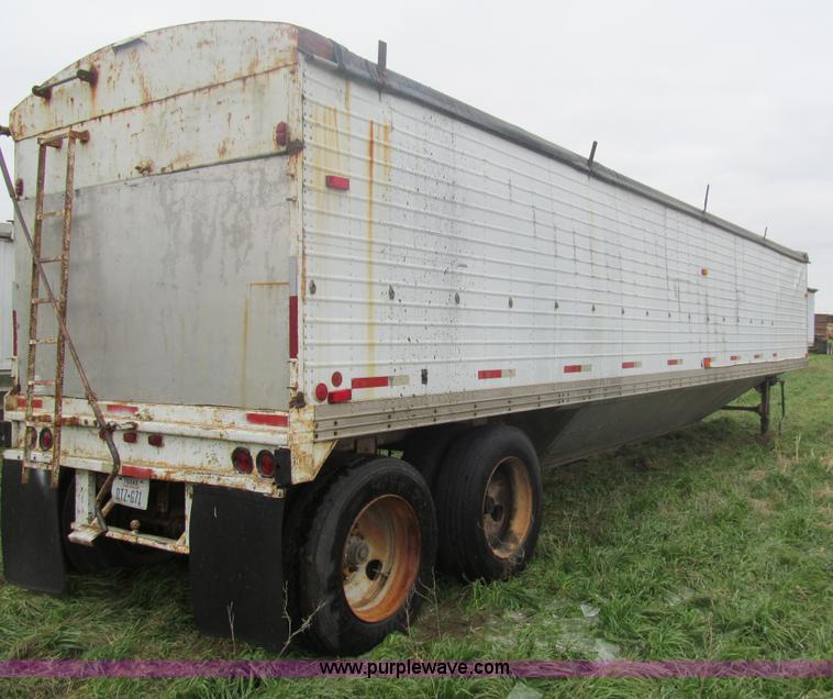 image for item G9573 1975 Timpte grain trailer