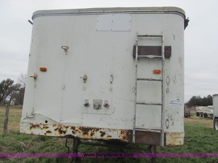 image for item G9573 1975 Timpte grain trailer