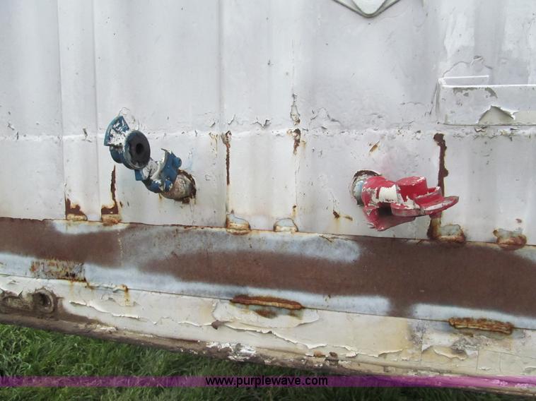 image for item G9574 1983 Wilson grain trailer