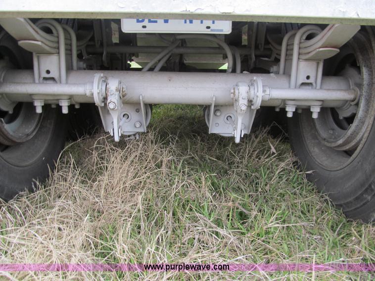 image for item G9574 1983 Wilson grain trailer