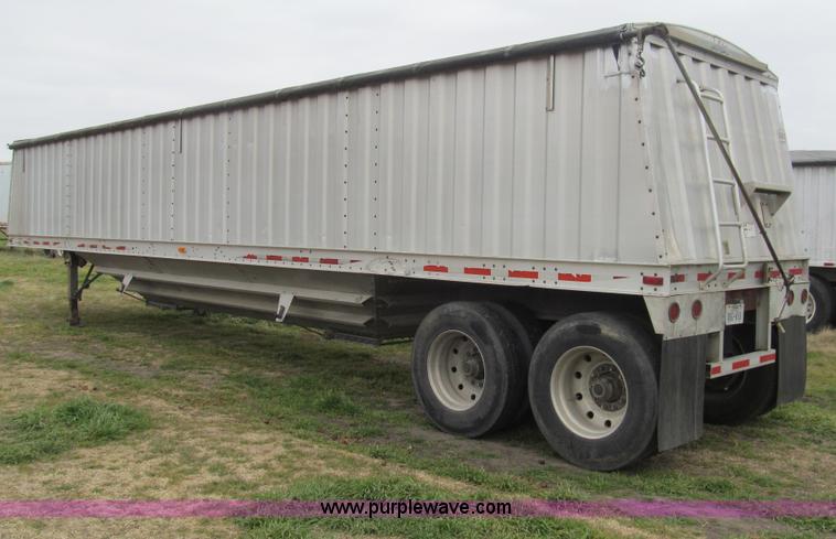 image for item G9575 1995 Jet aluminum grain trailer