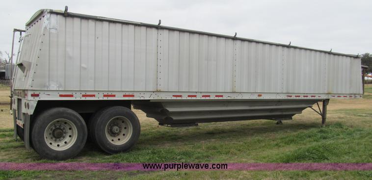 image for item G9575 1995 Jet aluminum grain trailer