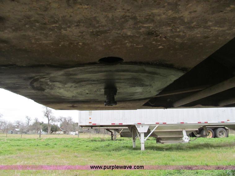 image for item G9575 1995 Jet aluminum grain trailer