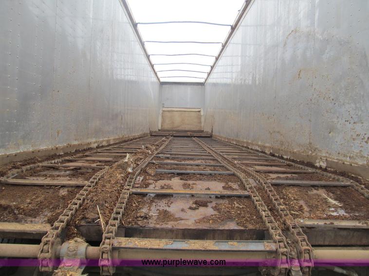 image for item G9576 1984 Imco live bottom trailer