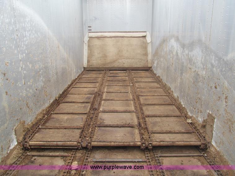 image for item G9576 1984 Imco live bottom trailer