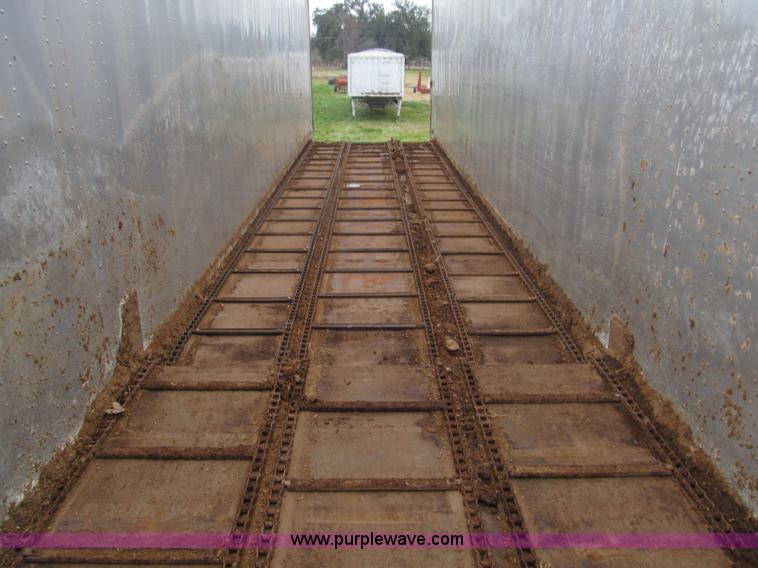 image for item G9576 1984 Imco live bottom trailer