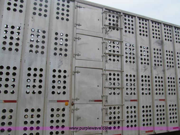 image for item G9577 1979 Merritt livestock trailer