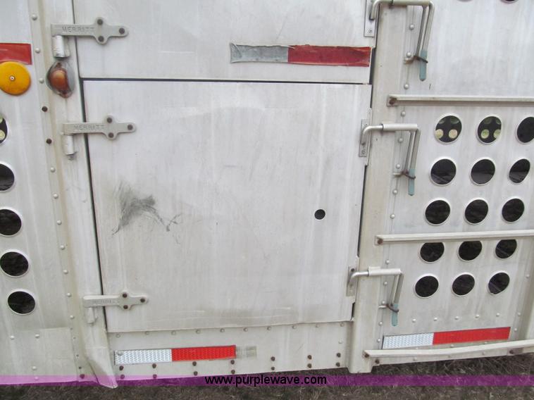 image for item G9577 1979 Merritt livestock trailer