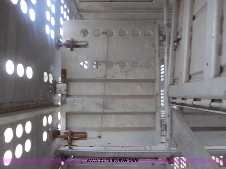 image for item G9577 1979 Merritt livestock trailer