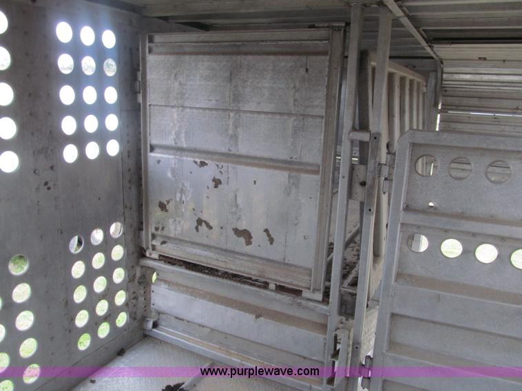 image for item G9577 1979 Merritt livestock trailer