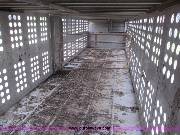 image for item G9577 1979 Merritt livestock trailer