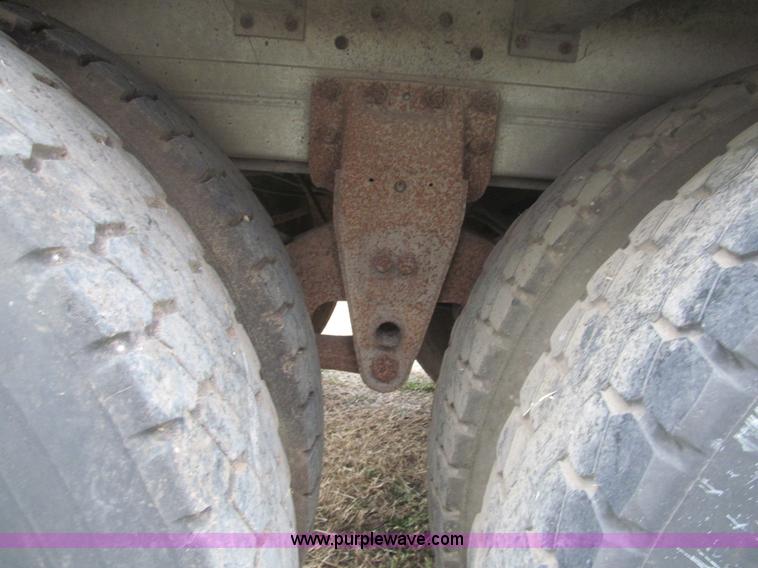 image for item G9577 1979 Merritt livestock trailer