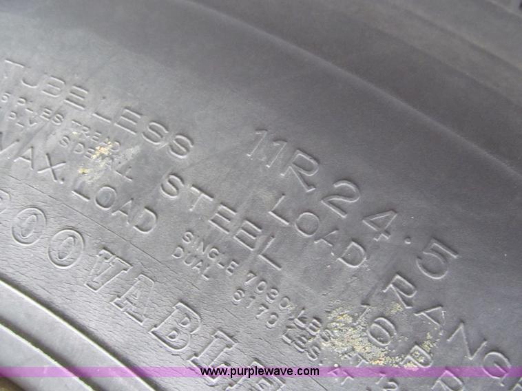 image for item G9577 1979 Merritt livestock trailer