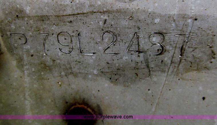 image for item G9577 1979 Merritt livestock trailer