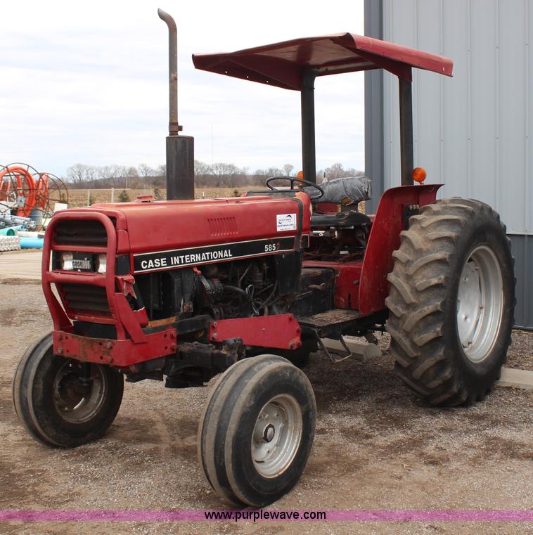 image for item H1317 1987 Case IH 585 tractor