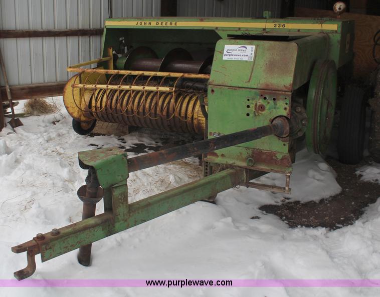 image for item H1331 1973 John Deere 336 square baler