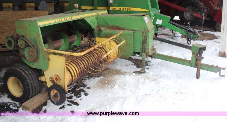 image for item H1331 1973 John Deere 336 square baler